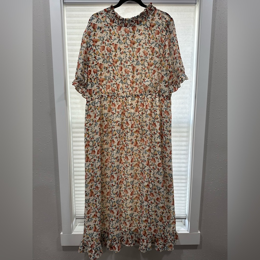 Hayden Los Angeles Plus Size Cream Floral Dress